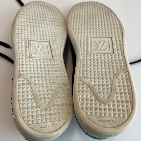 Louis Vuitton LV Monogram Frontrow Sneaker Brown - Picture 11 of 16